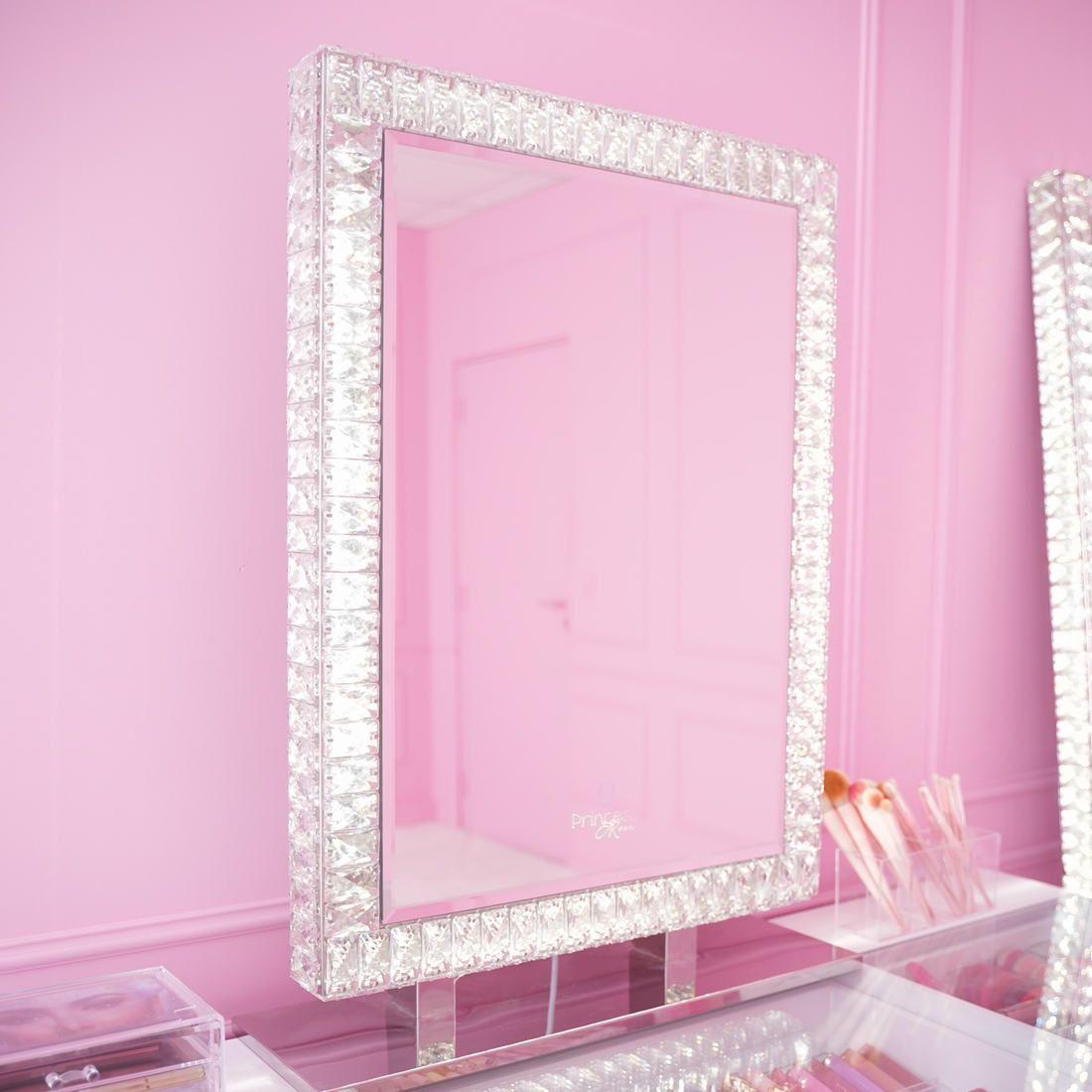 Queen Mirror